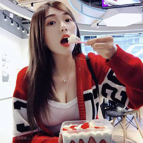 开云官网入口-巴黎签下一名欧洲顶级中场，战术布局更加丰富，巴黎中断比赛